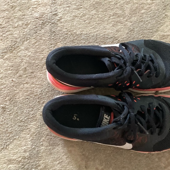 Nike flex 2015 run running shoes pink and black size 9 athletic - Picture 6 of 6